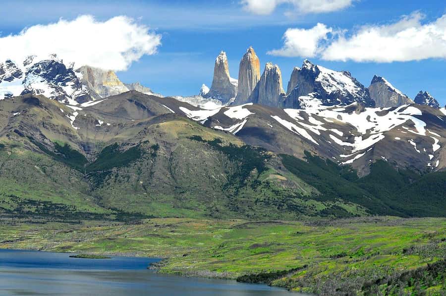 3 Days in Patagonia. Torres del Paine, Perito Moreno and Balmaceda Glacier. - Day one: Milodon Caves and the road into Torres del Paine