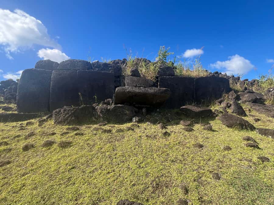 Adventures in Rapa Nui: High-quality tourism with Easter Island Your Tour. - Practical Preparation for Six and a Half Hours Outside