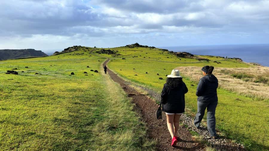Ahu Vinapu, Rano Kao and Orongo City Half-Day Tour - Rano Kau and the island’s largest crater