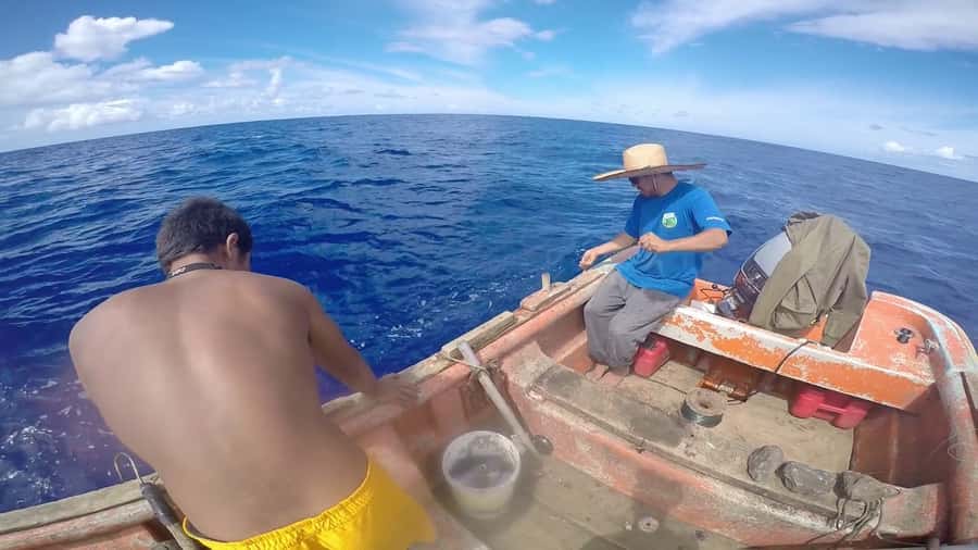 Ancestral fishing: Fishing with an experienced Rapa Nui - Starting in Hanga Roa and heading to Hanga Piko