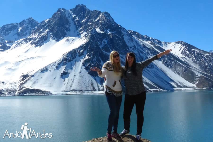 Andes Day Lagoon: Embalse El Yeso Tour from Santiago - Wine and cheese with a mountain view
