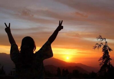 Andes sunset – Cordillera Andes panoramic with picnic