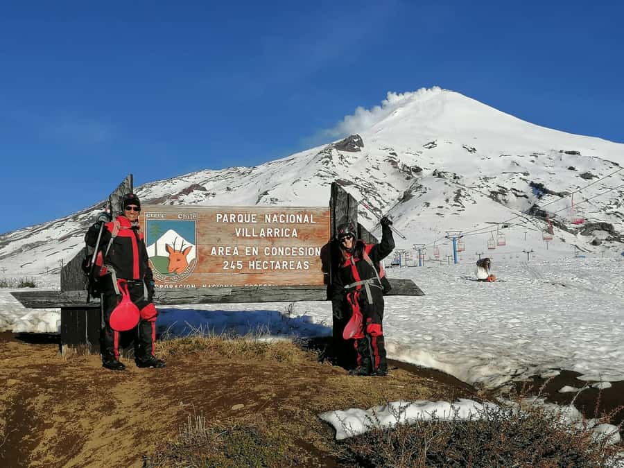 Ascent to Villarrica volcano 2,847masl, from Pucón - Five to six hours toward the crater