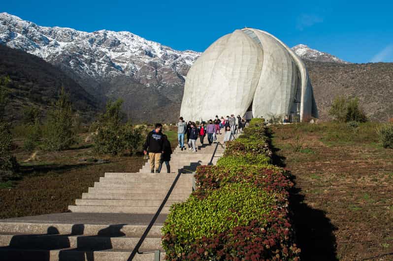 Bahá’í Temple, Winery and Lapis Lazuli + Private Transport - Who should book this experience?