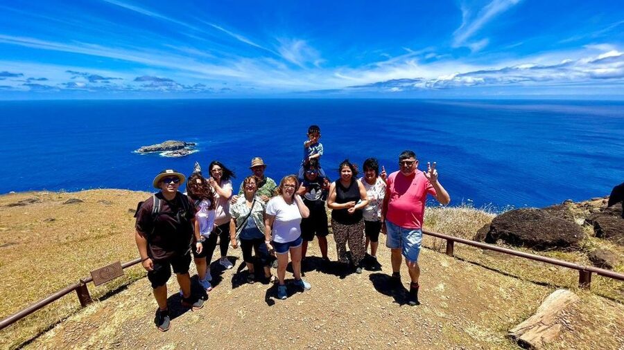 Birdman Cult and Caves - Rano Kau, a crater with a wide Pacific view