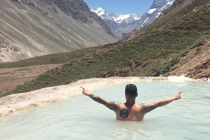 Cajon del Maipo Region - Hot Springs Termas de Colina - Leaving Santiago for Cajón del Maipo