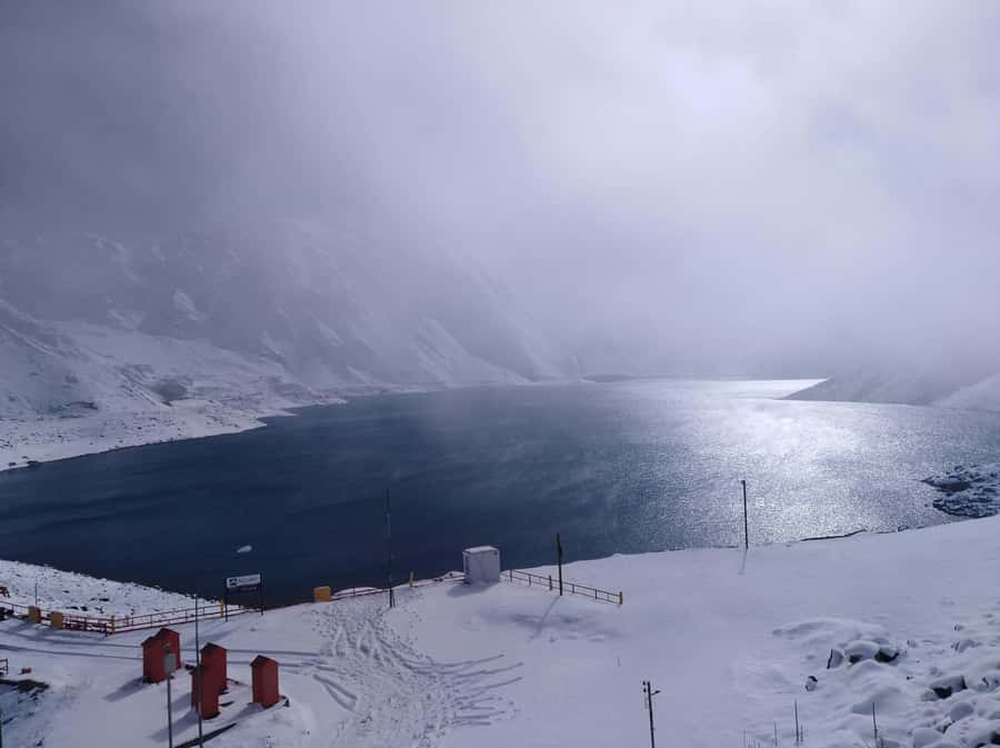 CAJON DEL MAIPO TOUR + TERMAS COLINA + EMBALSE EL YESO AND PICNIC - Leaving Santiago for Termas Colina