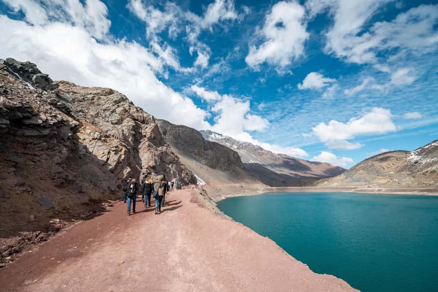 CAJON DEL MAIPO TOUR + TERMAS COLINA + EMBALSE EL YESO AND PICNIC - What the included picnic really means