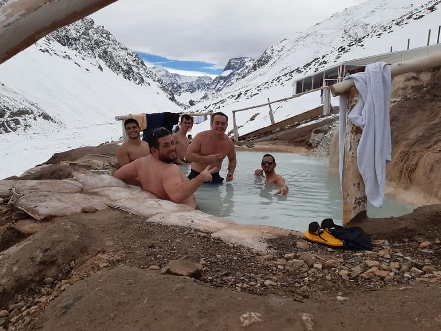 CAJON DEL MAIPO TOUR + TERMAS COLINA + EMBALSE EL YESO AND PICNIC - Who should book this excursion?