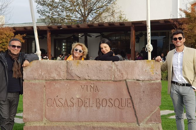 Casas del Bosque Winery + RE Wineries : Exclusive Tour + Transfer - Two Casablanca Valley wineries in one private outing