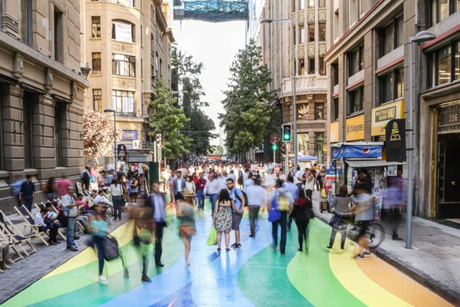 Discover Santiago, where modernity merges with history - Plaza de Armas and the Metropolitan Cathedral