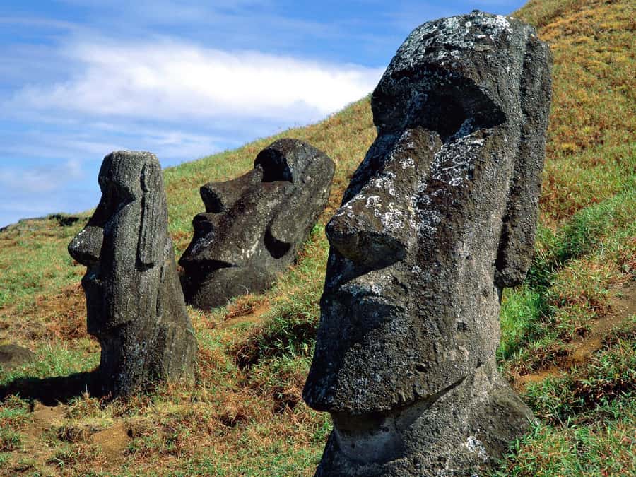 Easter Island: 2 Full Days Private Tour - Orongo and the ceremonial world of the crater rim