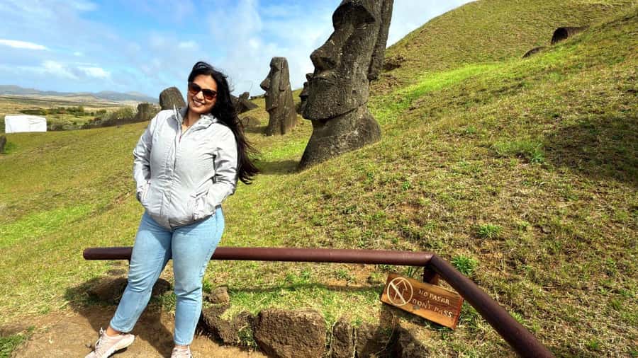 Easter Island: Full-Day Tour to Anakena - Ahu Tongariki and 15 moai by the ocean