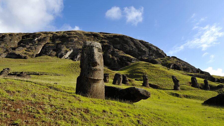 Easter Island: Moai Full Day Private Tour - Rano Raraku, the quarry where statues took shape