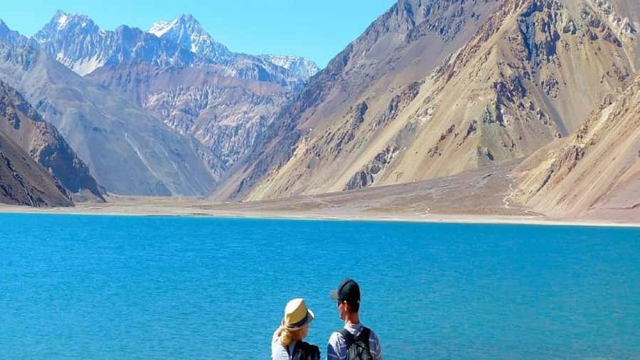 Embalse del Yeso, Cajon del Maipo - Casa Chocolate adds a short, easy break