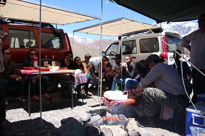 Embalse el Yeso and Termas del Plomo in semi-private 4x4 - What to pack and how to prepare