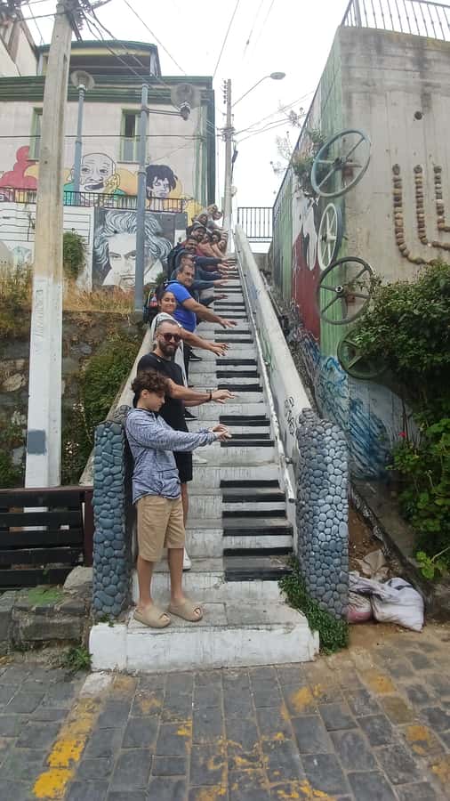 Exclusive Coastal Tour: Valparaíso, Viña del Mar & Reñaca - Three coastal cities, one very full day