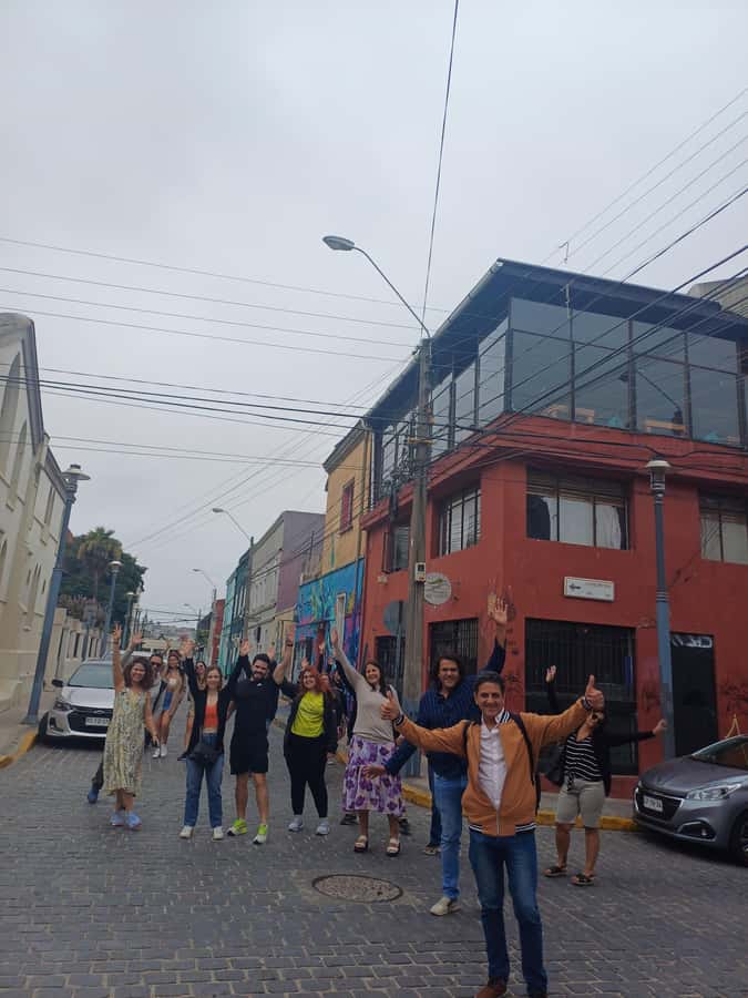 Exclusive Coastal Tour: Valparaíso, Viña del Mar & Reñaca - Should you book the Valparaíso and Reñaca tour?