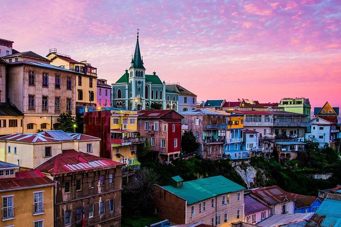 Famous Valparaíso! Premium Walking Tour with a Native Guide - Paseo 21 de Mayo supplies the big finish