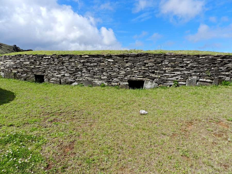 From Hanga Roa: Journey from Orongo to Ana Te Pahu - Why this route gives you a fuller picture of Rapa Nui