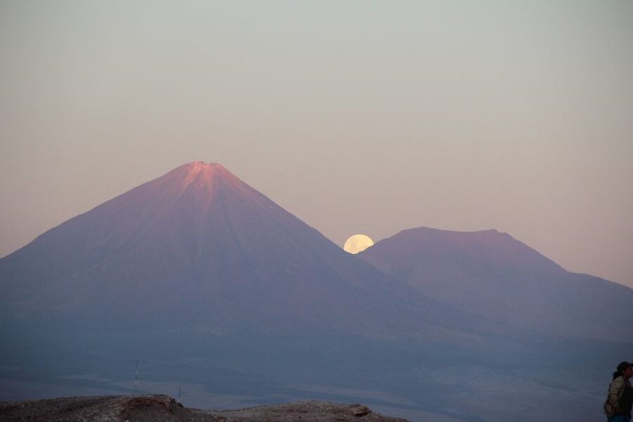 From San Pedro de Atacama: The Salt Flats Route, Full day - Who should book the Salt Flats Route?