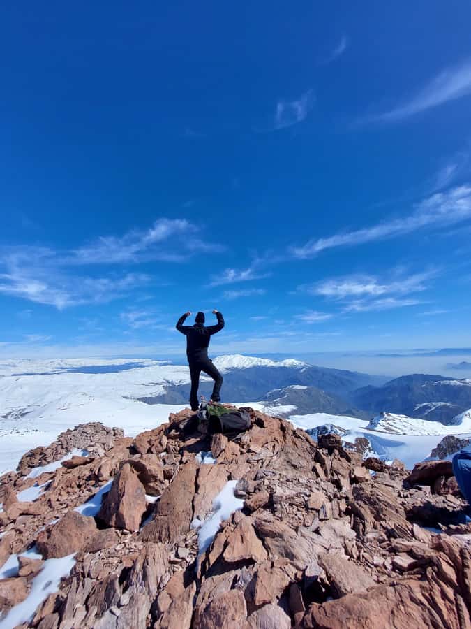 Full-Day Trek to Cerro El Pintor from Santiago - Leaving Santiago for the high Andes