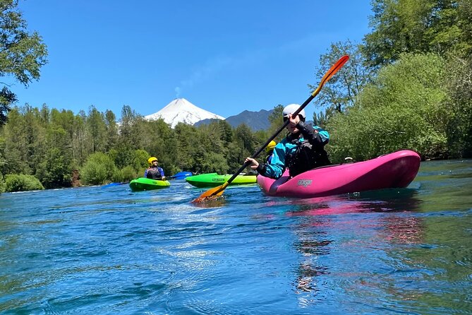 Guided Kayak Trip on Liucura River - Meeting the guides and getting ready