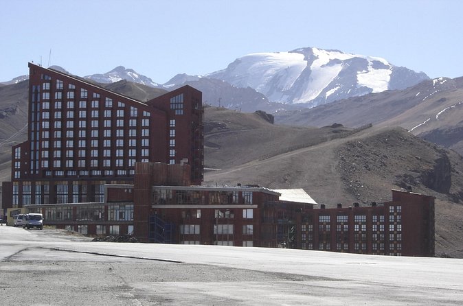 Half Day Private Trip to Valle Nevado with Cheese and Wine Carbon Neutral trip - Why the small group and private vehicle matter