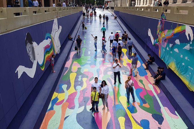 Half-Day Small-Group Panoramic Santiago Tour - La Moneda and Chile’s political story