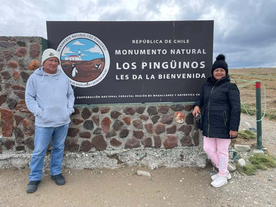 Magdalena Island: Walk with the penguins - Walking the 800-meter route on Magdalena Island