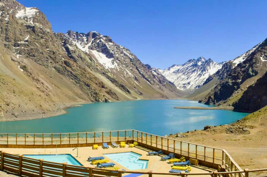 Portillo & Laguna del Inca with Lunch at the Hotel Portillo - Chacabuco Victory Monument and the road north