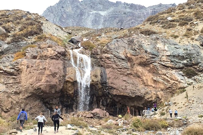 Private Andes Day Excursion to Maipo Valley and El Yeso Reservoir - The ride back through San José de Maipo