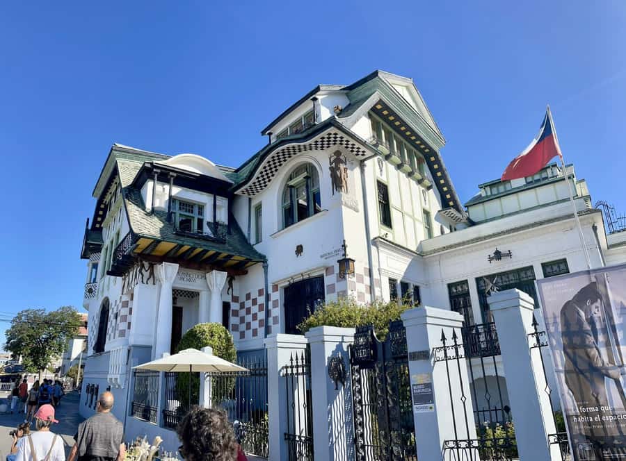 Private: Viña del Mar and Valparaiso Day Tour - Cerro Alegre, murals, and the city’s creative side