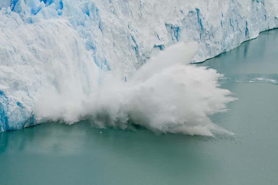 Puerto Natales: Day Trip to Perito Moreno Glacier Argentina - Why Perito Moreno makes this day trip worthwhile