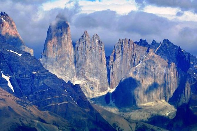 Puerto Natales: Full day tour Torres del Paine - Cerro Castillo gives you an early pause