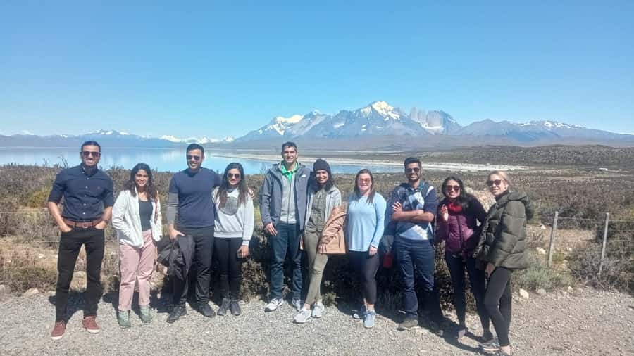 Puerto Natales: Torres del Paine Full Day Tour - Lunch in the park, with a practical warning
