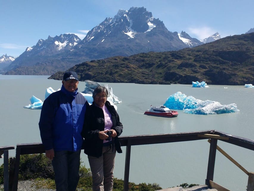 Puerto Natales: Tour Package (Full Day + Base Torres + Grey) - Guides, group size, and the pace of the days
