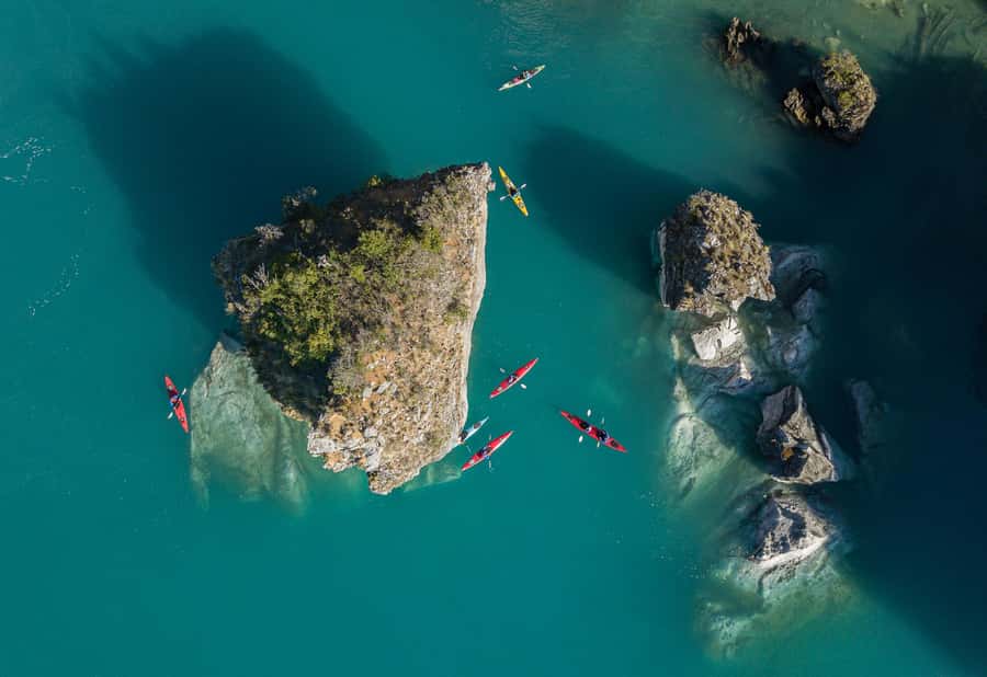Puerto Rio Tranquilo: Kayak Tour to the Marmol Chapels - Weather, clothing, and comfort on the lake