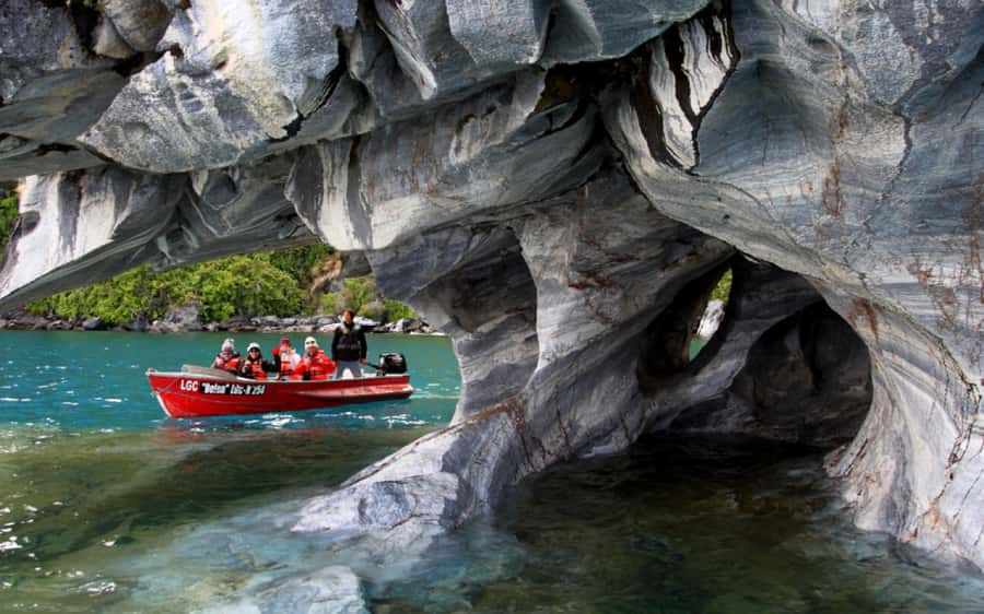 Puerto Tranquilo: Capillas de Mármol + Cathedral Boat Trip - Comfort, boat conditions, and the small drawback