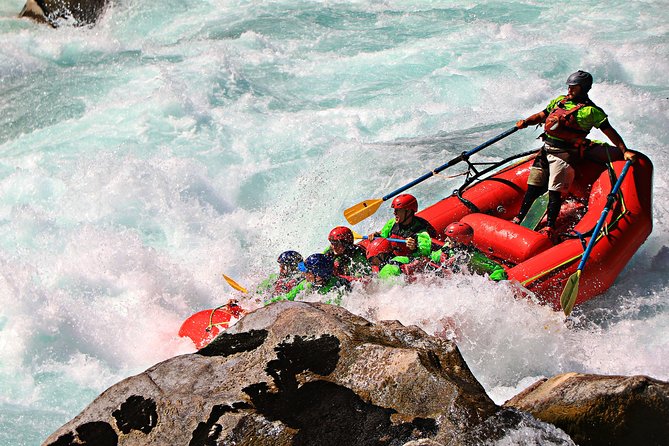 Rafting Azul a Macal - Futaleufu River - The Futaleufú River is the main event