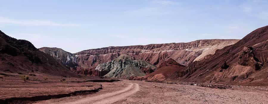 Rainbow Valley - Yerbas Buenas and its ancient rock art