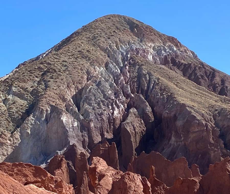 Rainbow Valley Tour: Mesmerizing Colors and Flavors - Petroglyphs and the older Atacama story