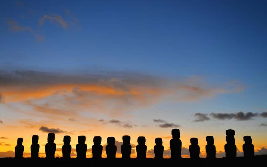 Rapa Nui Dreams: Experiencie Pack 3 Days - Day two: volcano views, Orongo, platforms, and caves