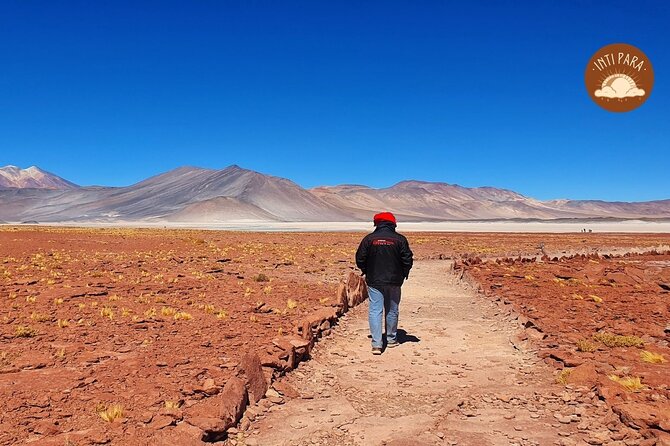 Red Stones and Altiplanic Lagoons - Miscanti Lake and the high country