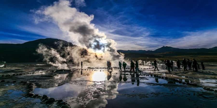 San Pedro de Atacama: El Tatio Geyser Field and Wetlands - Walking among more than 80 active geysers