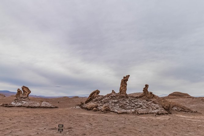 San Pedro de Atacama: Half day Valle de la Luna, Afternoon Tour - Salt caves, Three Marias, and the first walks