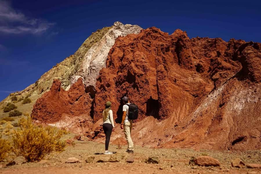 San Pedro de Atacama: Rainbow Valley & Good Herbs Tour - The one-hour drive from San Pedro