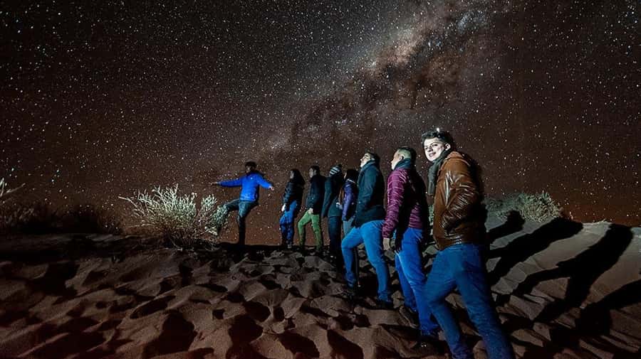 San Pedro de Atacama: Stargazing Tour in the Atacama Desert - The campfire, drinks, and Chilean wine