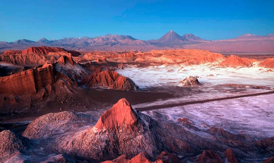 San Pedro de Atacama: Valle de la Luna Guided Tour - Sunset at Ckari viewpoint