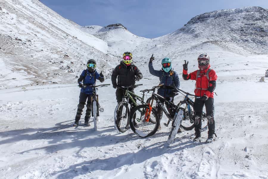 San Pedro de Atacama: Volcano Downhill Bike Tour - The 15-mile descent through dirt and rock